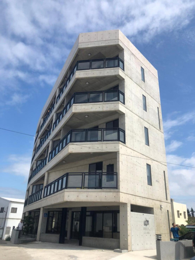 1, LOL B&B, Penghu