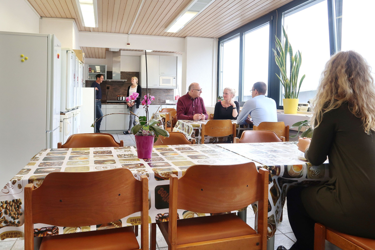 Food & Drinks 5, Budget Motel Self Check-in, Dielsdorf