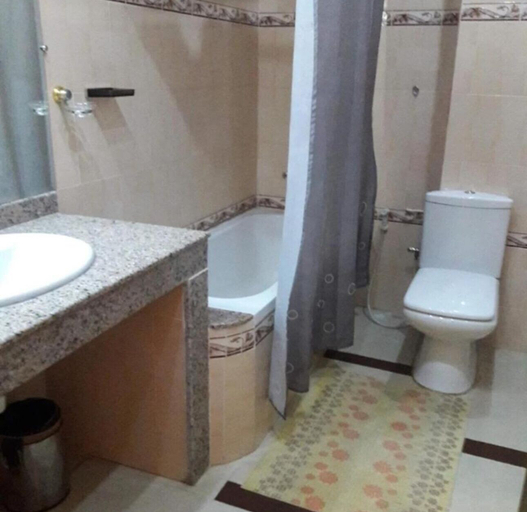 Bathroom 3, Ambassadeurs Oran, Oran