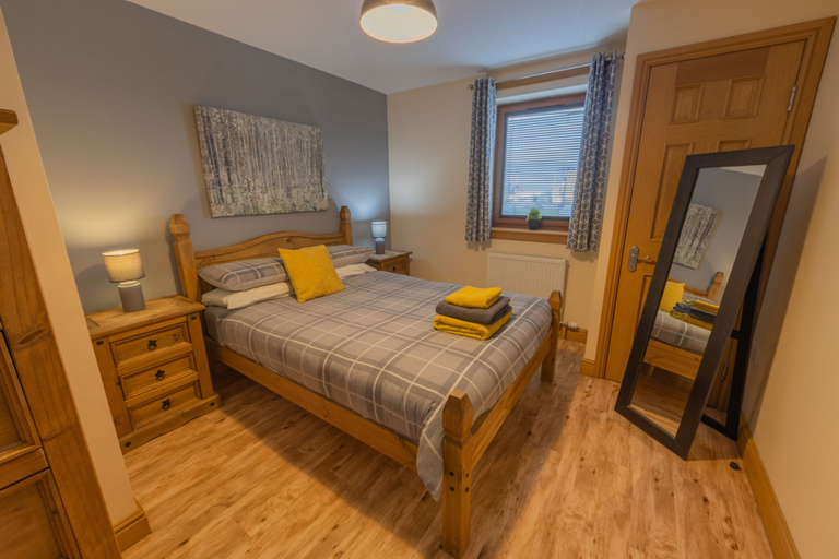 Bedroom 2, Quay Head View Aparthotel, Dumfries and Galloway