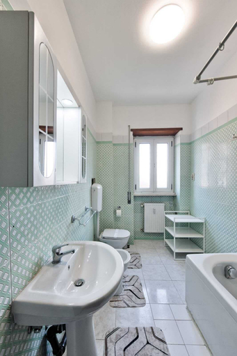 Bathroom 4, Easy Downtown Inn, Venezia