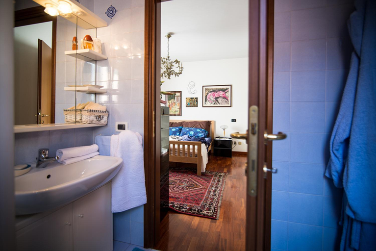 Others 3, Al Parco Storga B&b, Treviso
