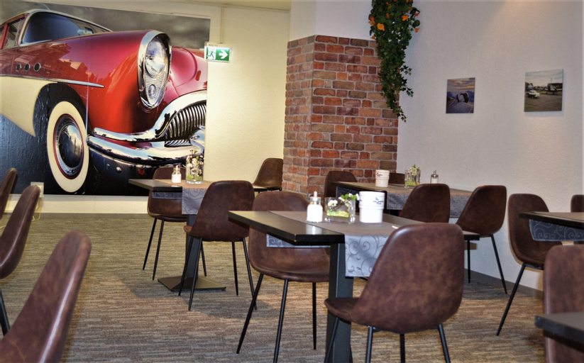 Food & Drinks 5, Budget Motel Self Check-In, Dielsdorf
