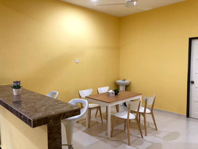 Others 5, Twin Homestay D, Kuala Terengganu
