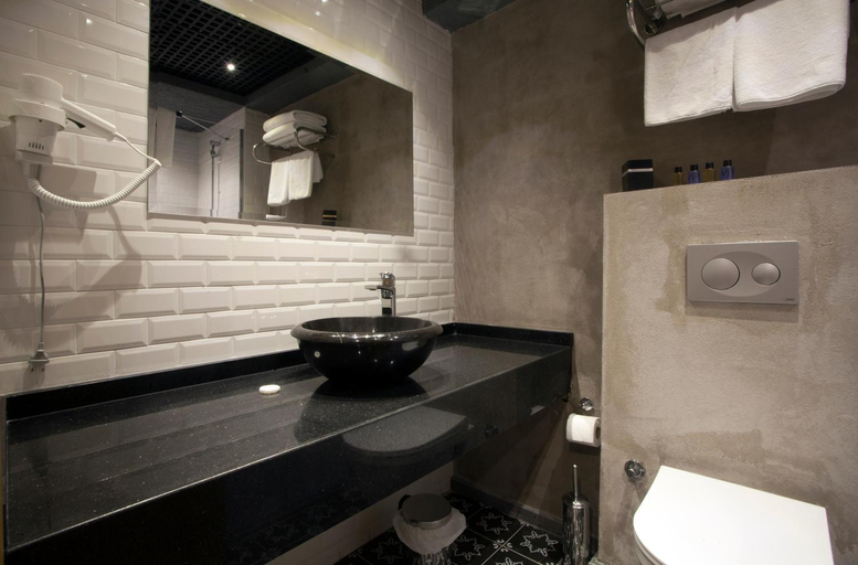 Bathroom 3, Red Stone Hotel, Kadıköy