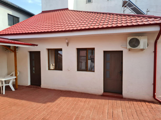 Others 2, Casa Anne, Mangalia