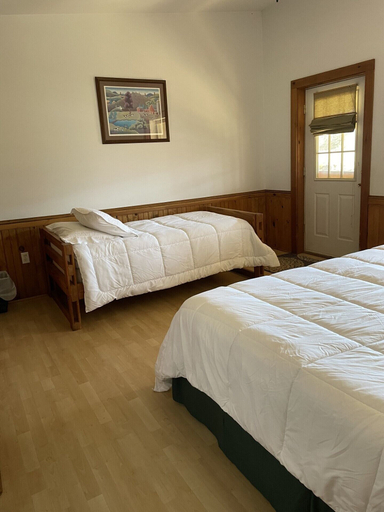 Bedroom 3, Briggs Brothers Ranch & Resort, Cocke