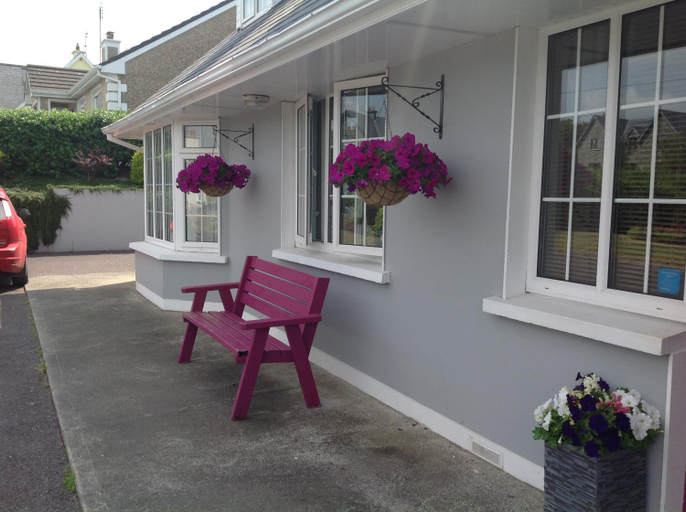 Others 4, The Well Bed & Breakfast