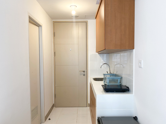 Others 4, Restful and Well Designed Studio Tokyo Riverside PIK 2 Apartment By Travelio, Tangerang