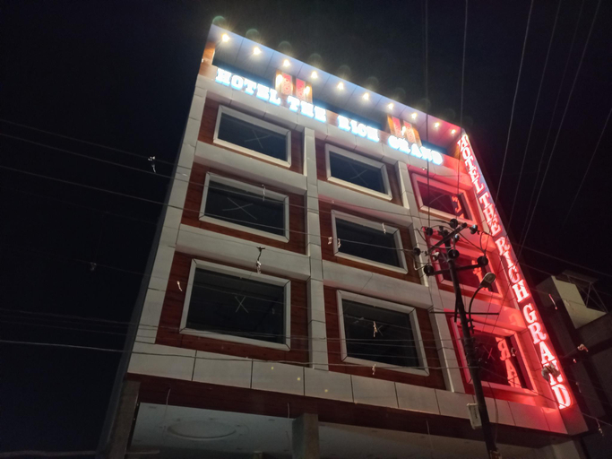 Exterior & Views 2, HOTEL The Rich Grand, Agra