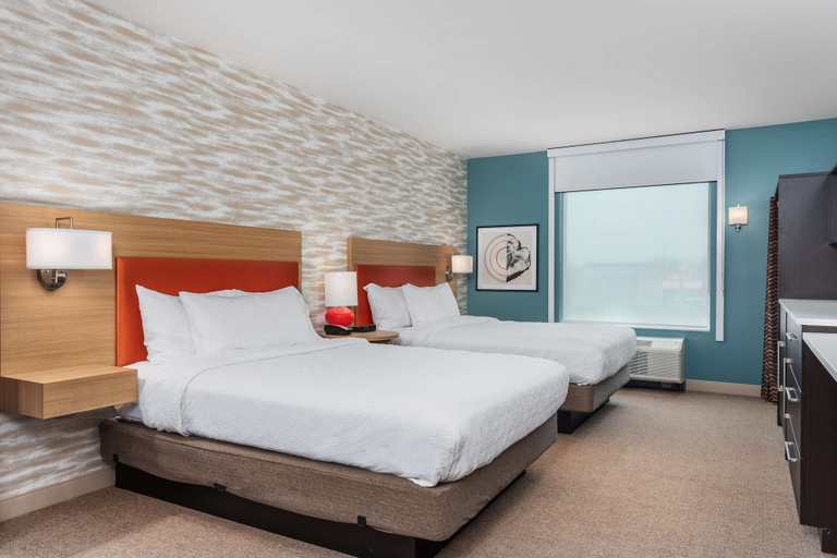 Bedroom 2, Home2 Suites By Hilton Cedar Rapids Westdale, Linn