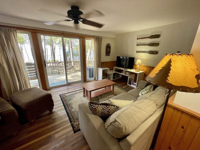 Others 5, Waterfront Cottage Moosehead Lake, Piscataquis
