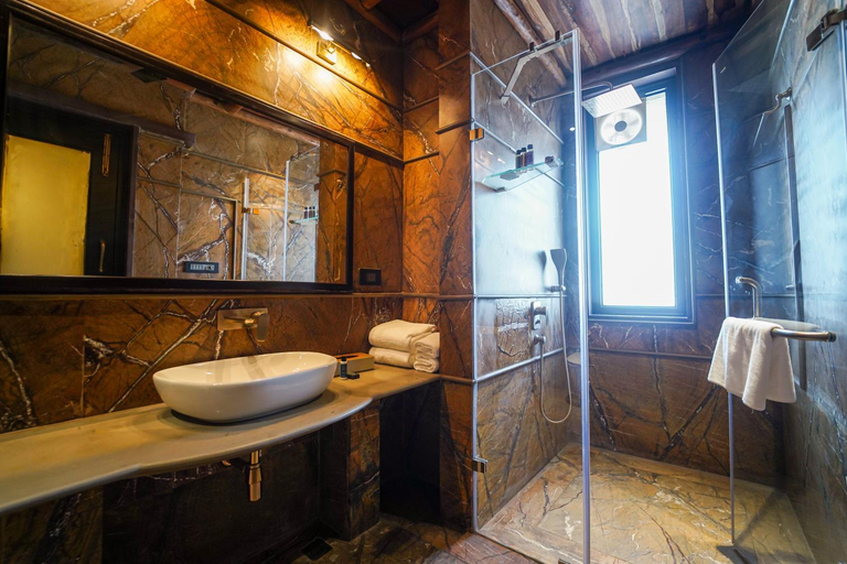 Bathroom 5, Aamaghati Wildlife Resort, Ranthambore, Sawai Madhopur