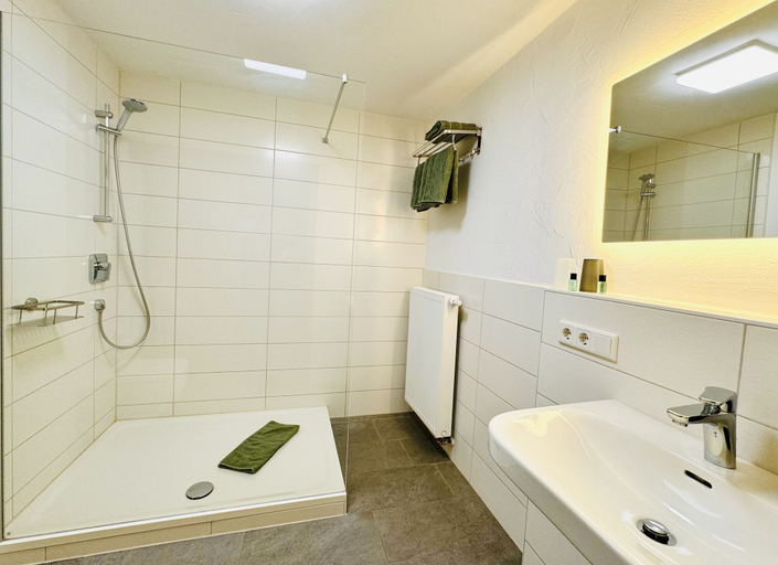 Bathroom 5, Appartement-Hotel-Allgayer, Oberallgäu