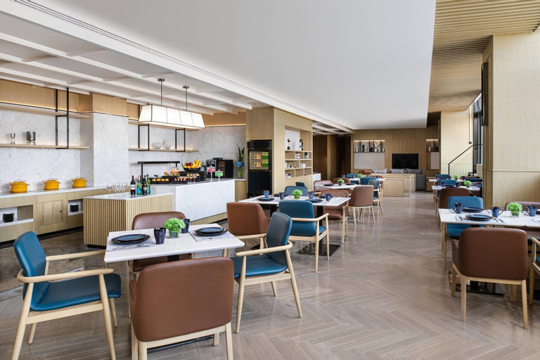 Restaurant 2