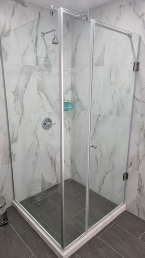 Bathroom 4, Apartments Princess Valdanos