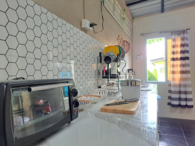 Food & Drinks, Cozy Mantra Home, Pulau Phuket