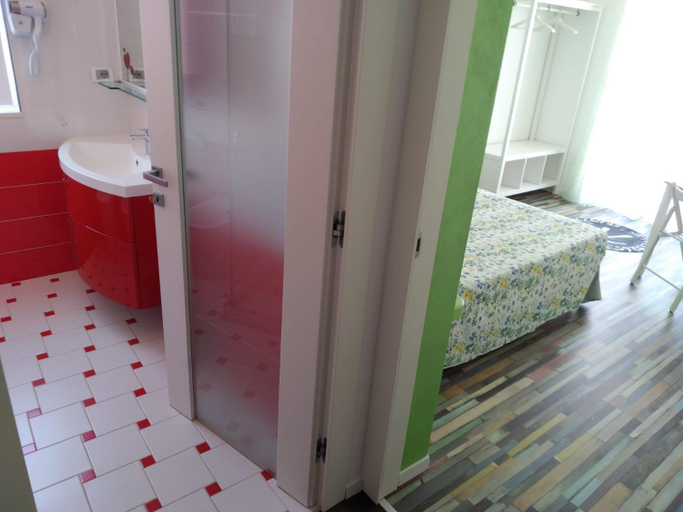 Bathroom 2, PiGreco, Savona