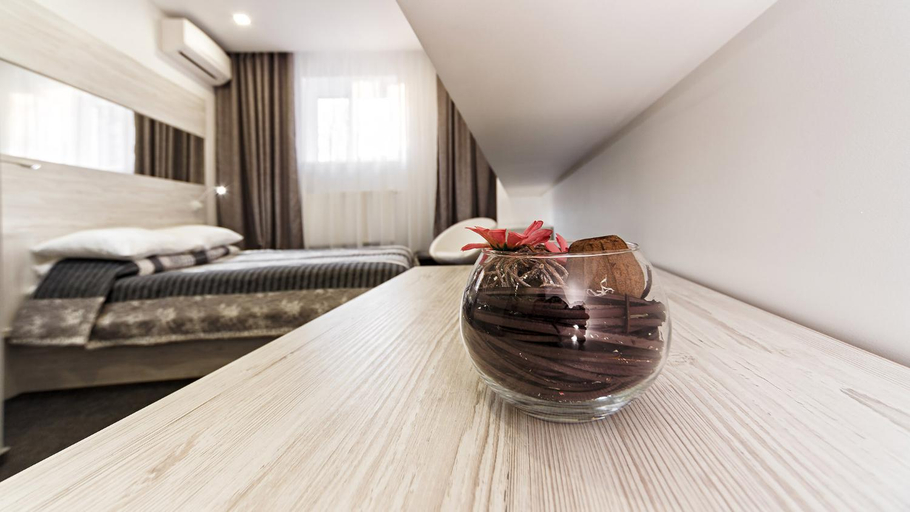 Bedroom 2, Hotel Sacvoyage, L'vivs'ka