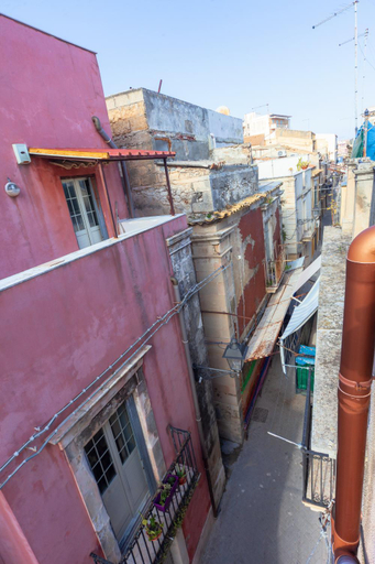 Others 3, GuestHost - Mercato di Ortigia Apartments, Syracuse
