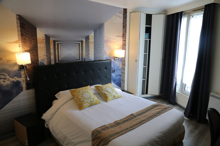Bedroom 5, Hôtel Princesse Isabelle, Hauts-de-Seine
