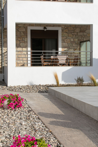Exterior & Views 2, Michelangelo Suites and Apartments, Epirus