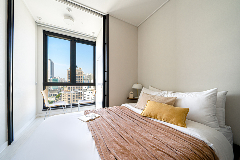 Bedroom 9