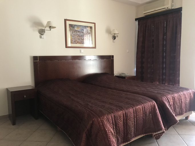 Bedroom 2, PLAZA HOTEL NAFPAKTOS, West Greece