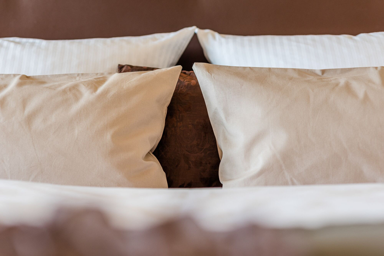 Bedroom 4, Romantik Hotel Ahrenberg, Werra-Meißner-Kreis
