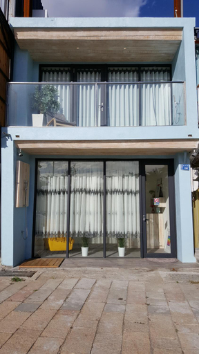 Others 2, Azure, Pingtung