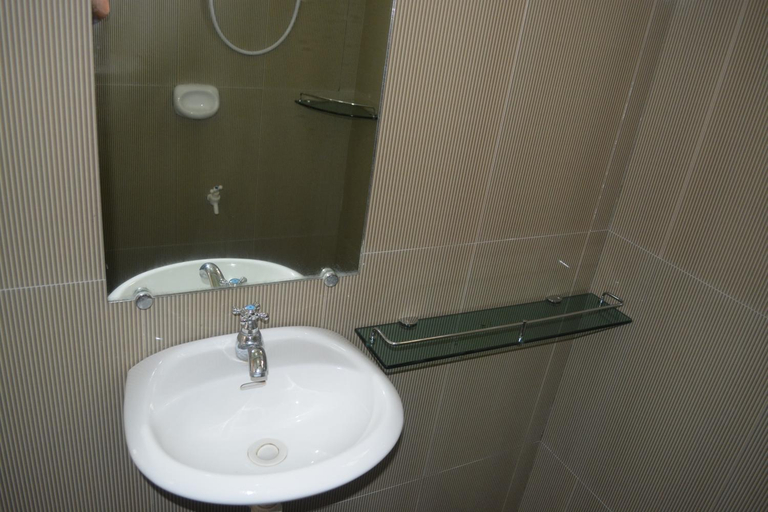 Bathroom 5, Yayay Homestay, General Luna