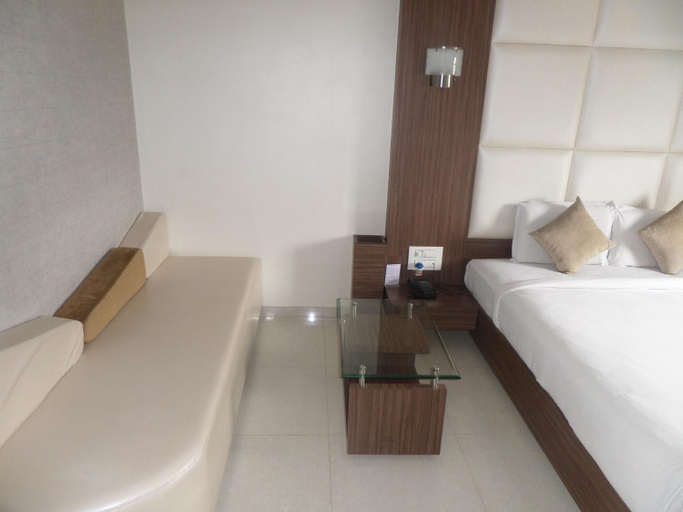 Others 4, Hotel Raj Palace, Ahmadnagar