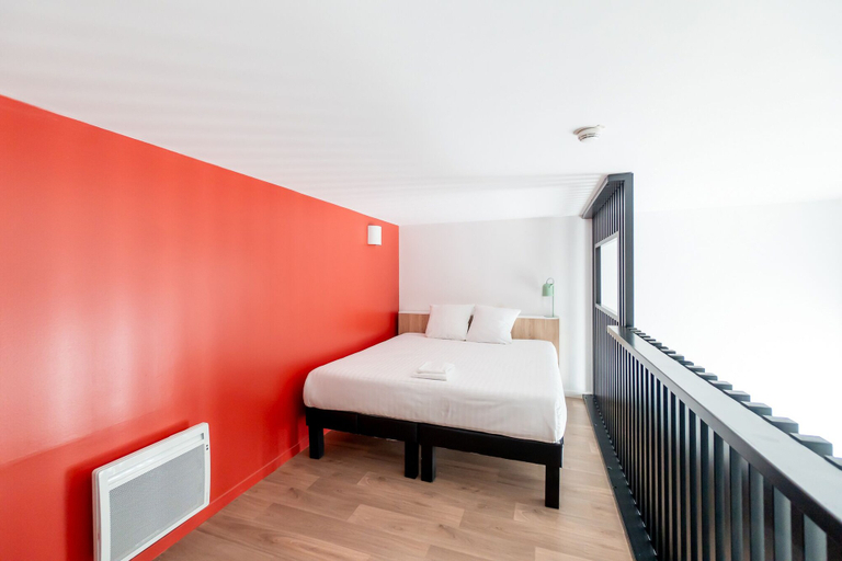 Bedroom 4, Ecla Paris Massy Palaiseau, Essonne