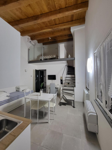 Dining Room 6