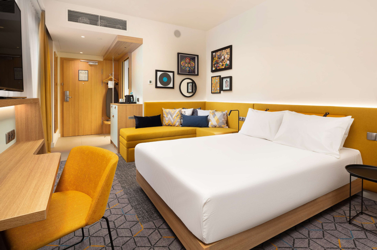 Bedroom 24