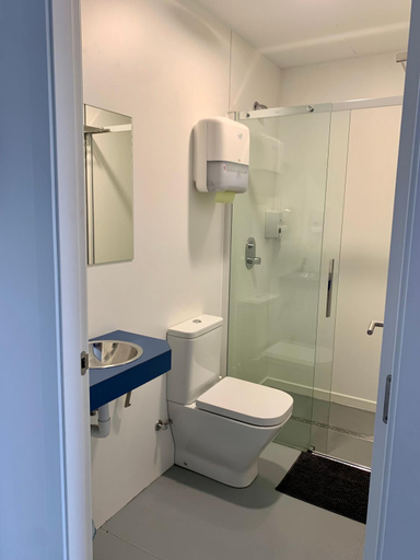 Bathroom 2, Albergue GBC Caldas, Pontevedra