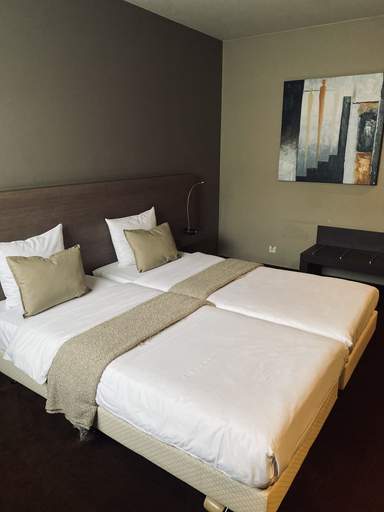 Bedroom 5, Hotel Bornem, Antwerpen