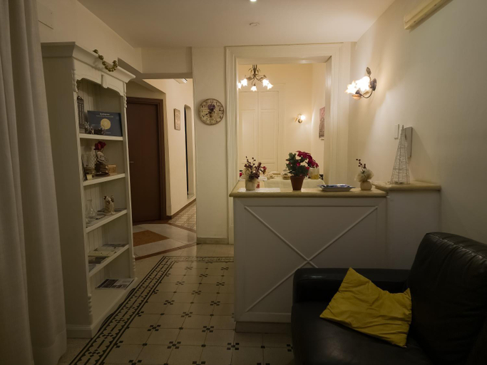 Others 2, B&B Liberty, Palermo