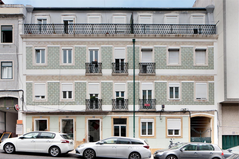 Others 3, Tiny Cosy Room- Alcantara, Lisbon