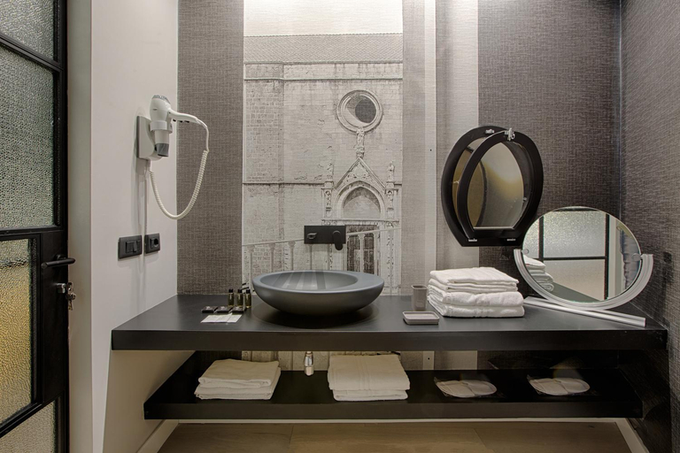 Bathroom 4, Casa Pacifico Napoli, Napoli