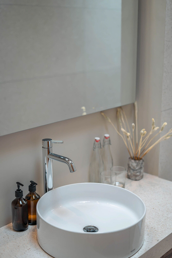 Bathroom 3, Vesna Townhouse 7, Badung