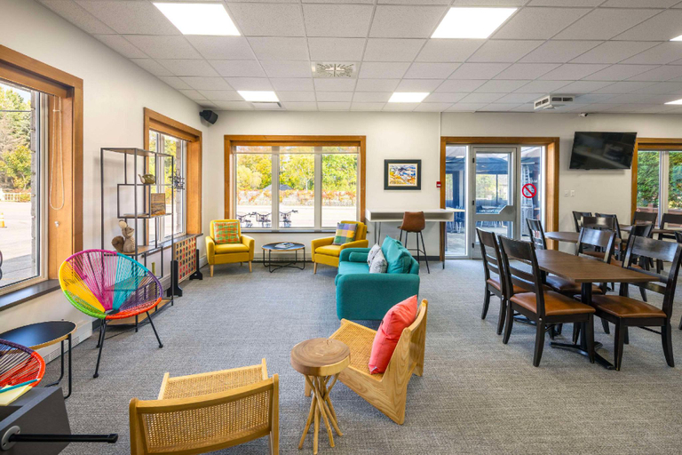 Public Area 3, Clarion Pointe La Malbaie, Charlevoix-Est