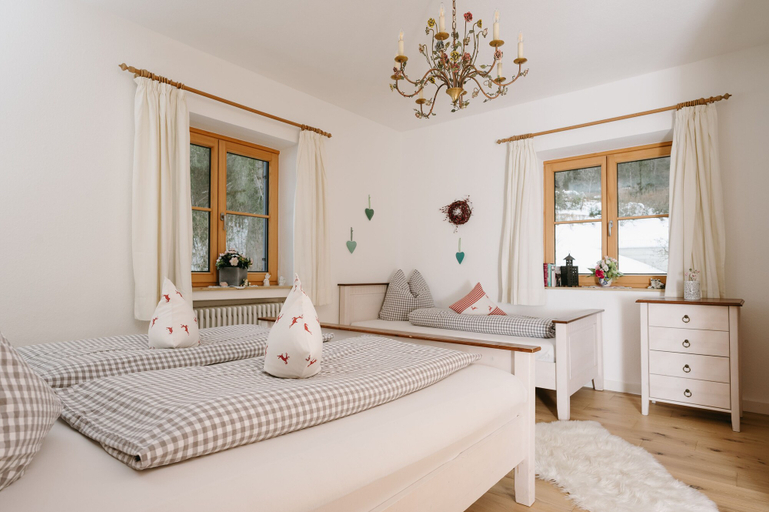 Bedroom 4, Ferienhaus Heimhof, Garmisch-Partenkirchen