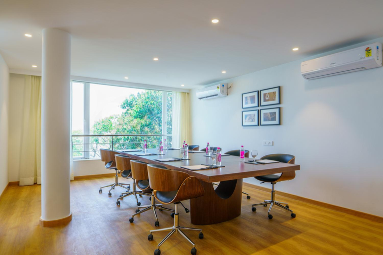 Business Facilities, amã Stays & Trails White House, Lonavala, Pune