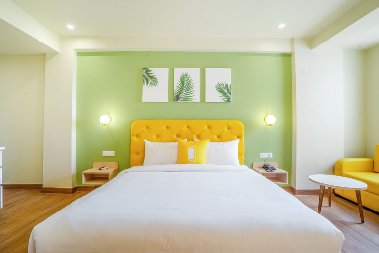 Bedroom 3, Bloom Hotel - Medicity Gurugram, Near Medanta Hospital, Gurgaon