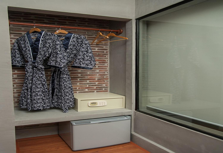 Bathroom 4, Vacation Boutique Hotel, Phnom Penh