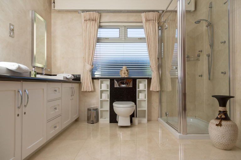 Bathroom, Bethel Guesthouse