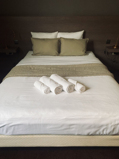 Bedroom 3, Hotel Bornem, Antwerpen