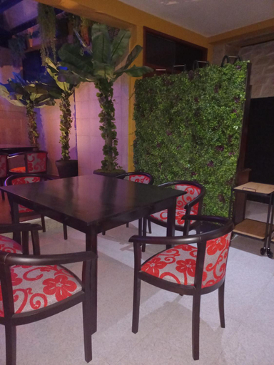 Food & Drinks 4, Leonchic - Guest House com Piscina de Agua Salgada, Barcelos