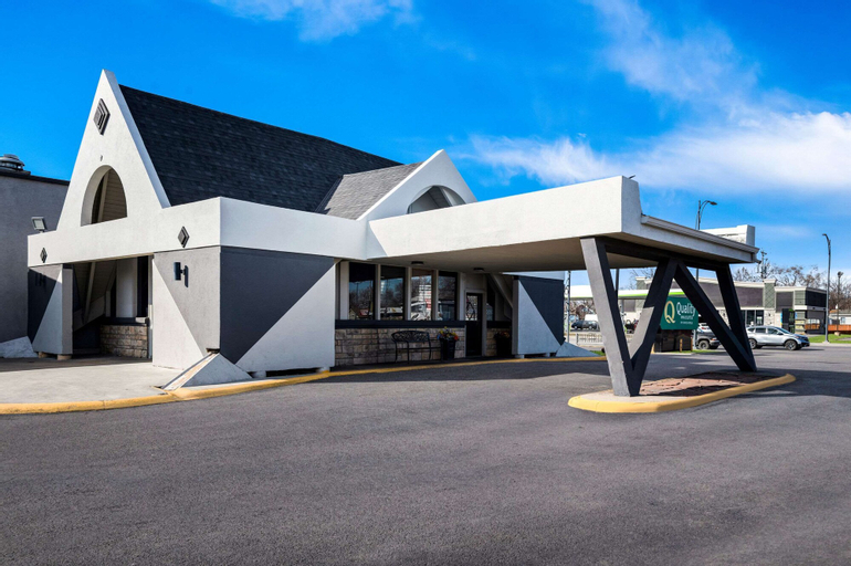 Quality Inn & Suites near I-480 and I-29, Pottawattamie